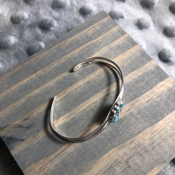 Native American Turquoise Infant Bracelet - Picture 5 of 8